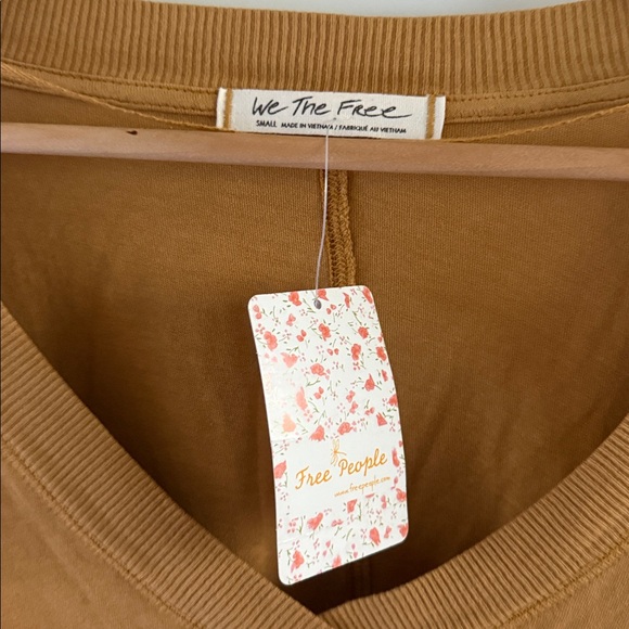 NWT We The Free Gold Oversized Long Sleeve Blouse sz S - Picture 3 of 7